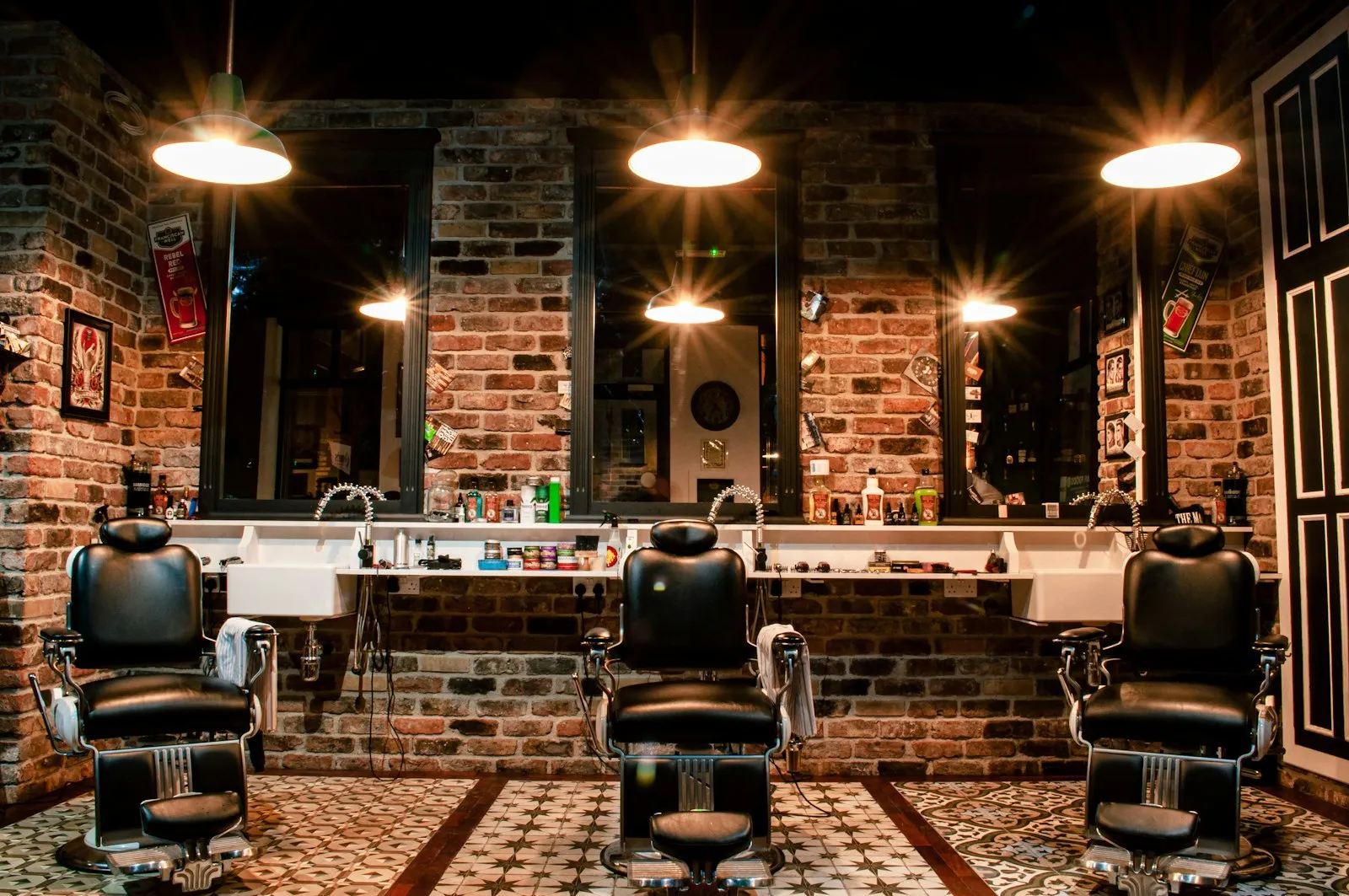 Foto de Barbearia Navalha de Ouro